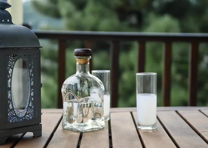 Centaur & Maisonettes Милея